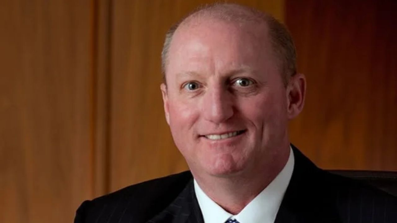 Greg Abel Net Worth